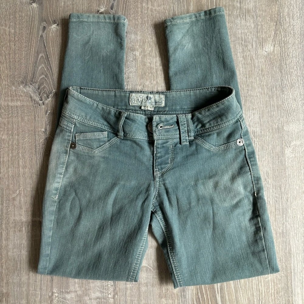 Jolt Jeans